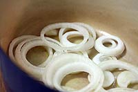 First olive oil, then a layer of onions bacalhoada-3.jpg
